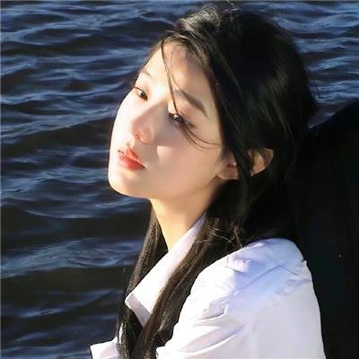 毛衣女郎